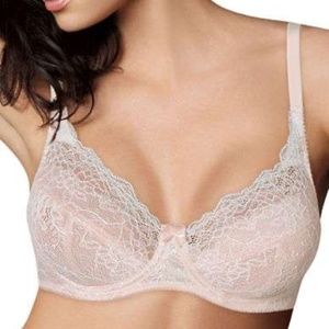 Wonderbra Women's Chantilly Lace Underwire Bra Size 34C